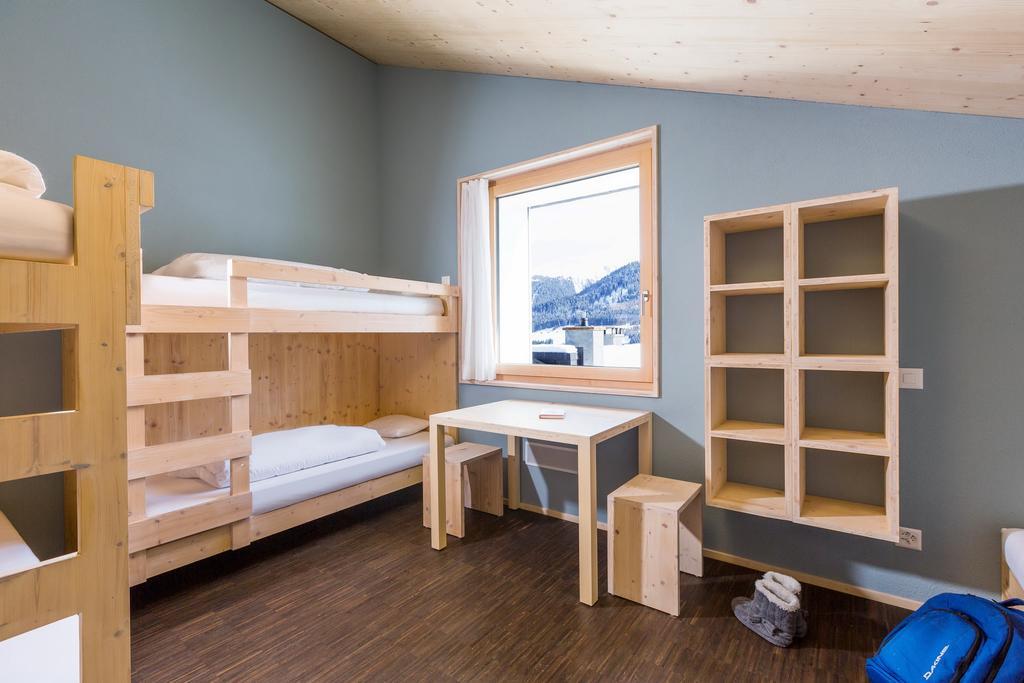 Nova Casa Spinatscha Sedrun 호스텔 외부 사진