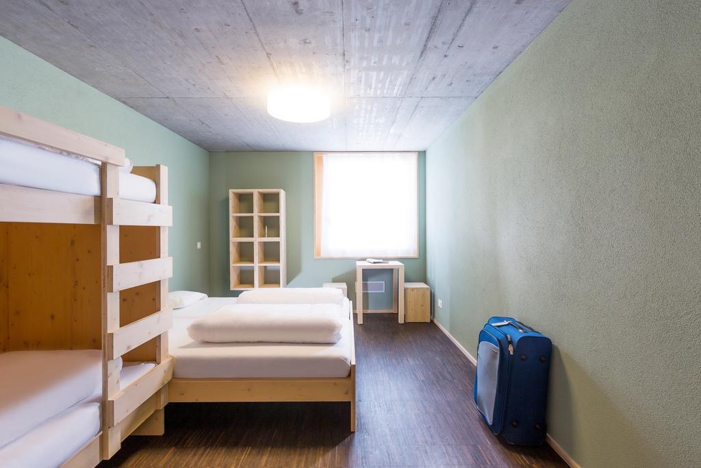 Nova Casa Spinatscha Sedrun 호스텔 외부 사진